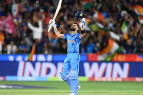 ‘Best game of cricket EVER’ – India beat rivals Pakistan on final ball in World Cup classic leaving viewers stunned