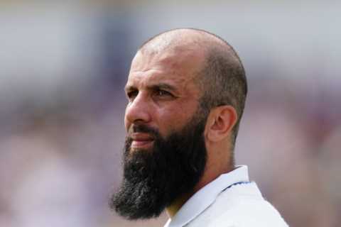 Moeen Ali caught by TV camera illegally drying his hand with a spray in shock Ashes controversy