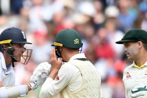 Stuart Broad caught on stump mic making furious comment to Australia star Carey amid Ashes ‘cheat storm’
