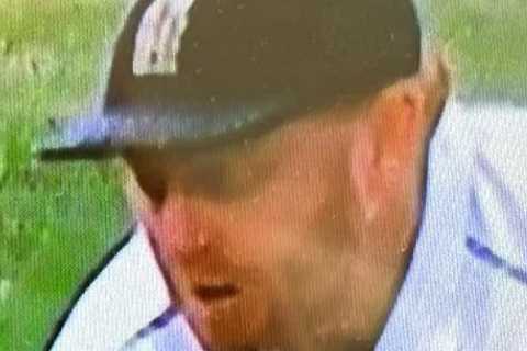 Jonny Bairstow in fresh Ashes run-out storm as Steve Smith controversially survives and fans fume ‘such a bad decision’