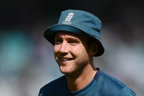 What is Stuart Broad’s net worth?