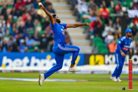 Jasprit Bumrah Makes Stunning Return from Injury with 2 Wickets in First Over as Delighted Fans Say 'We Missed You'