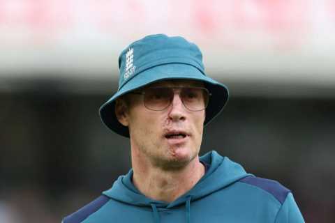 Freddie Flintoff Gives England a Boost as He Joins Dressing Room Banter and Offers Wisdom