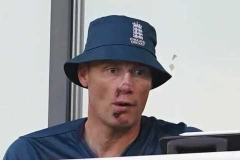 Freddie Flintoff to Continue Coaching England Cricket Team After Near-Fatal Car Crash