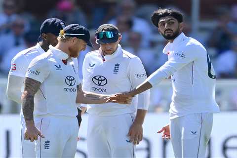 Atherton Absolutely Loses It Over Cricket's Slowest Test Match